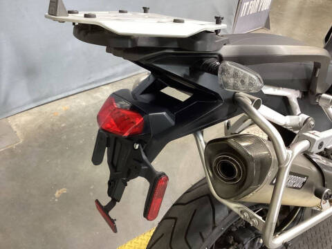 2021 Triumph Tiger 900 Rally Matte Khaki Gr