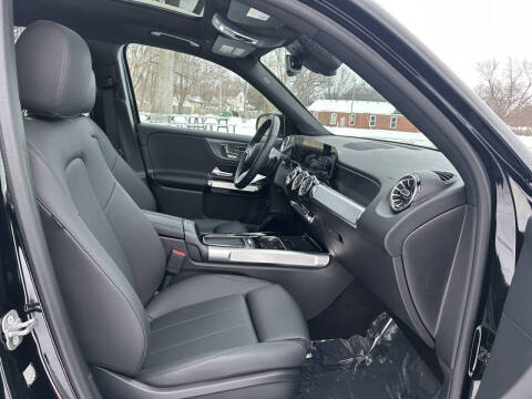 2025 Mercedes-Benz GLB GLB 250 4MATIC