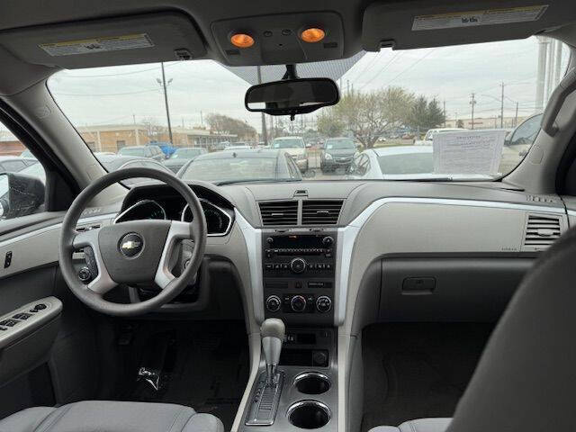 2012 Chevrolet Traverse LS