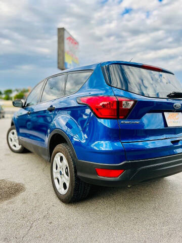 2019 Ford Escape S