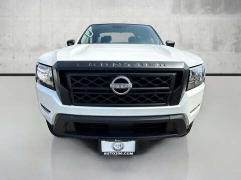 2023 Nissan Frontier S