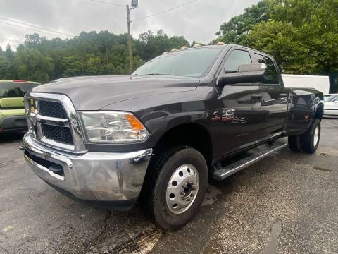 2015 RAM 3500 for sale at Monroe Auto's, LLC in Parsons TN