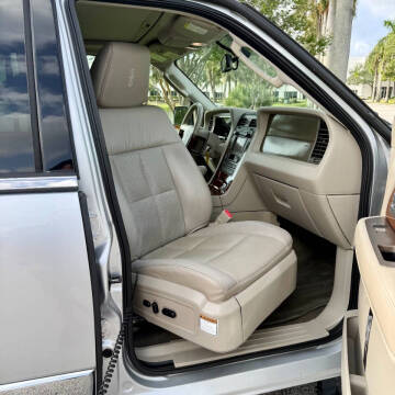 2011 Lincoln Navigator