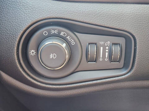 2023 Jeep Renegade Trailhawk