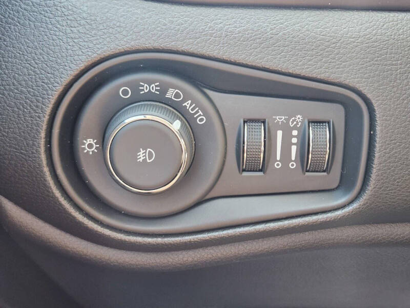 2023 Jeep Renegade Trailhawk