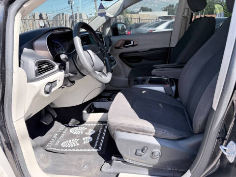 2017 Chrysler Pacifica Touring