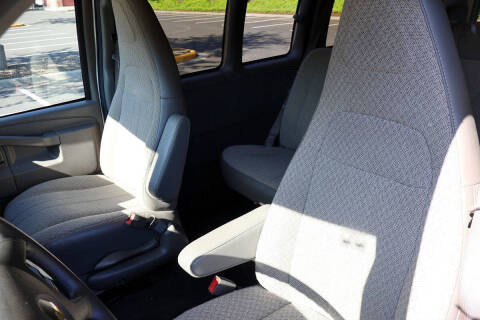 2024 Chevrolet Express LT 3500