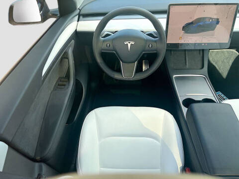 2024 Tesla Model Y Performance