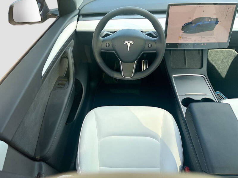 2024 Tesla Model Y Performance
