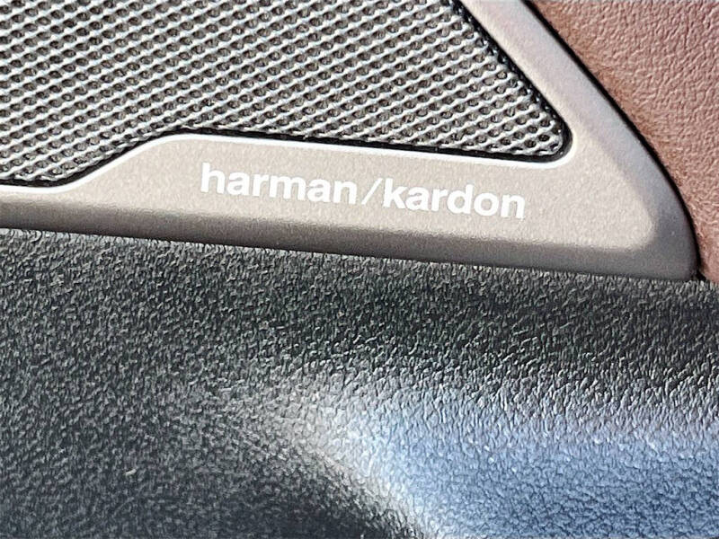 2021 BMW 5 Series M550i xDrive