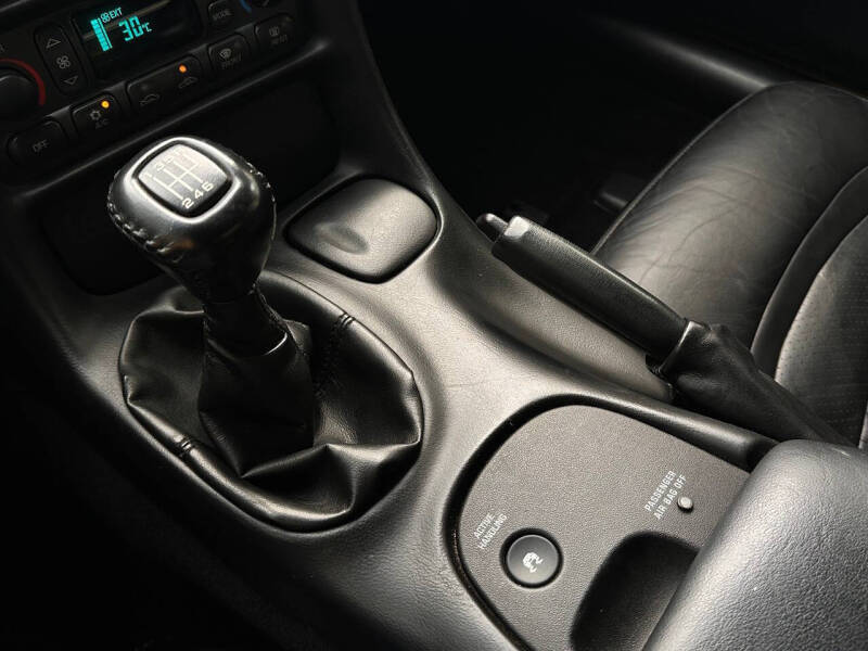 2004 Chevrolet Corvette