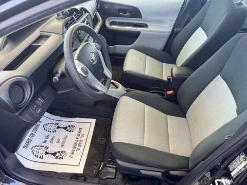 2014 Toyota Prius c