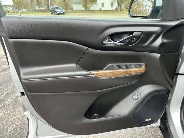 2017 GMC Acadia SLE-2