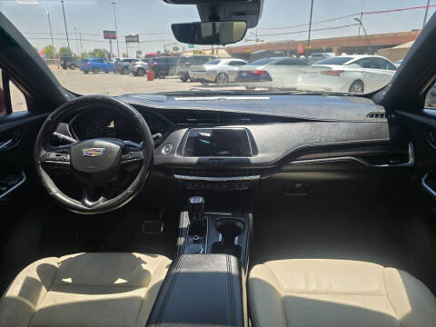 2019 Cadillac XT4 Sport