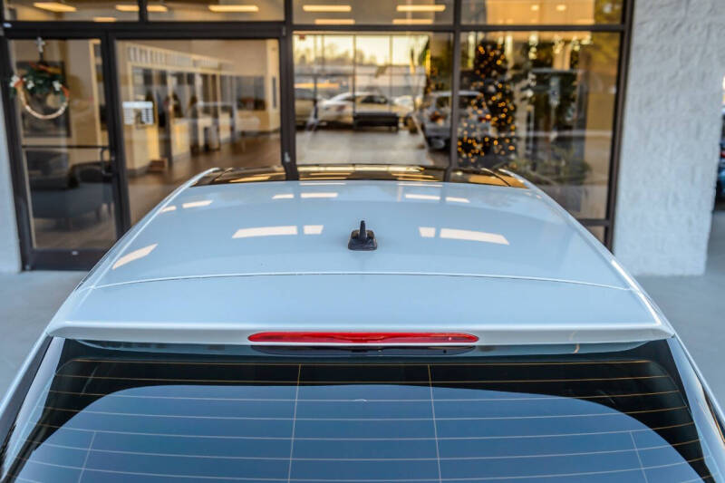 2016 Volkswagen Golf TSI S