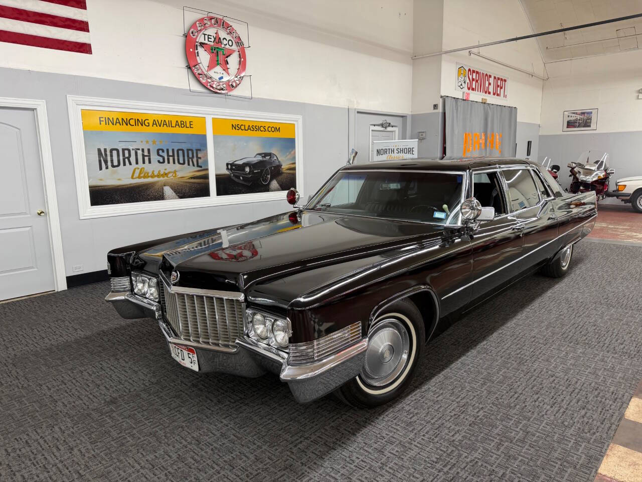 1970 CADILLAC FLEETWOOD 6