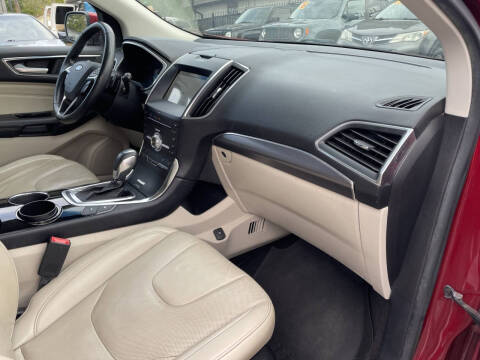 2017 Ford Edge Titanium