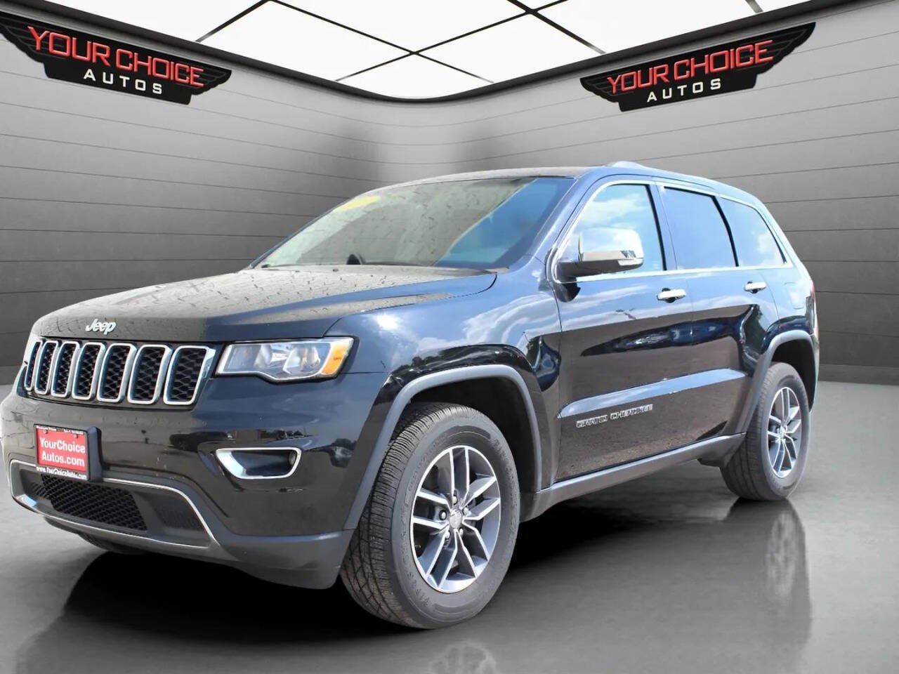 2017 Jeep Grand Cherokee Limited 4x4 4dr SUV's photo