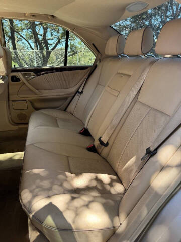 2000 Mercedes-Benz E-Class E 320