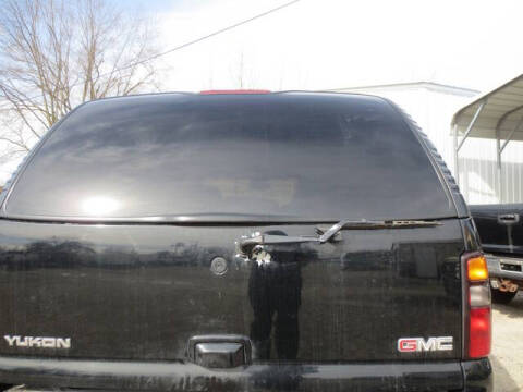 2004 GMC Yukon Denali