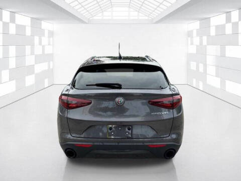 2023 Alfa Romeo Stelvio Sprint