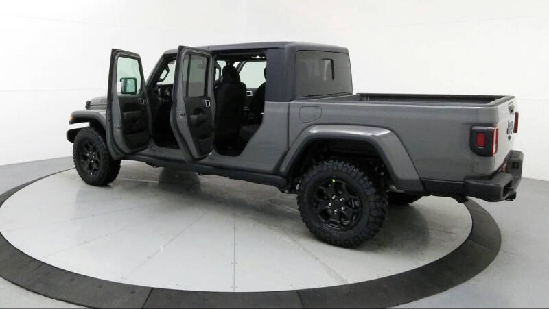 2021 Jeep Gladiator Willys