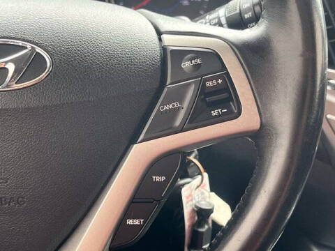 2017 Hyundai Veloster