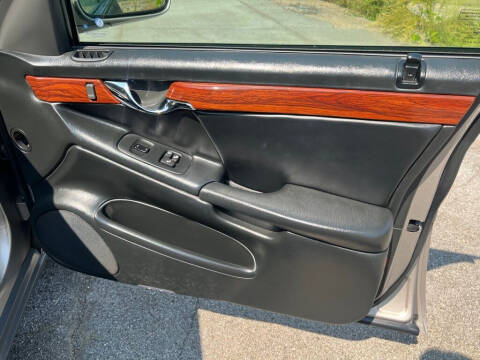 2004 Cadillac DeVille