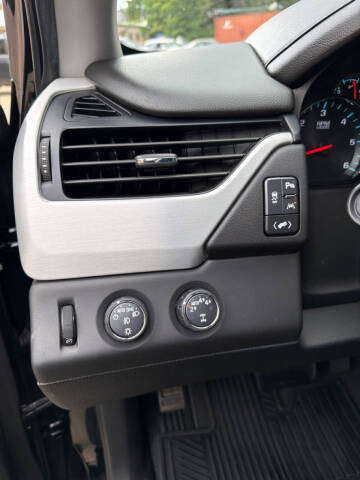 2020 GMC Yukon SLE