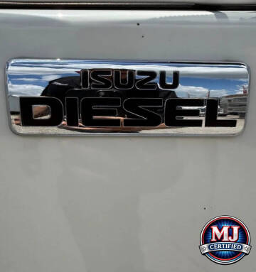 2024 Isuzu NPR-HD CREW CAB