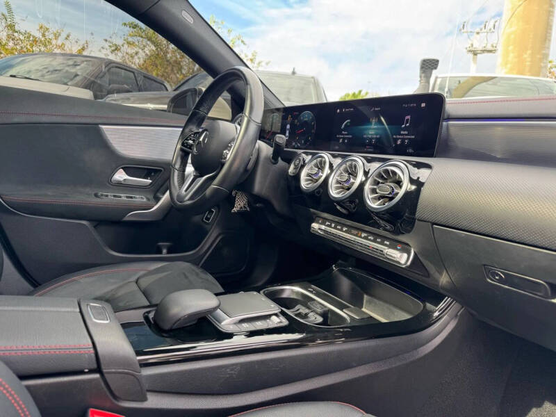 2022 Mercedes-Benz CLA CLA 250 4MATIC