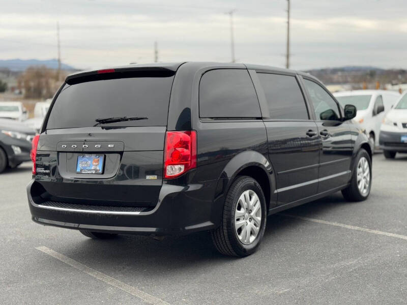 2016 Dodge Grand Caravan SE