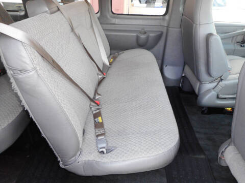 2017 Chevrolet Express LT 3500