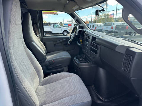 2019 Chevrolet Express 2500