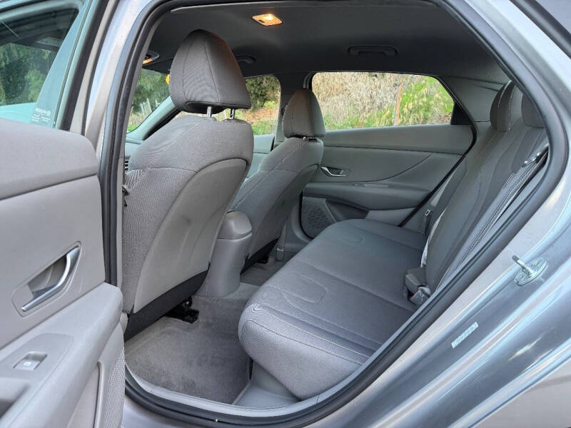 2022 Hyundai Elantra Hybrid Blue