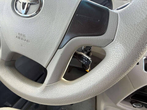 2013 Toyota Sienna L 7-Passenger