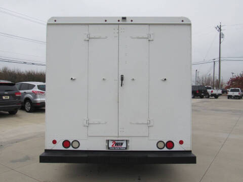 2017 Ford E-Series E-350 SD