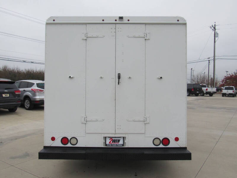 2017 Ford E-Series E-350 SD