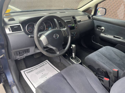 2008 Nissan Versa 1.8 SL
