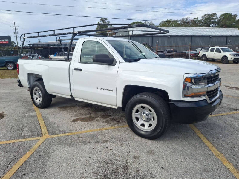 Chevrolet Silverado 1500's photo