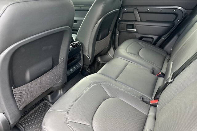 2026 Land Rover Defender 110 P300 S