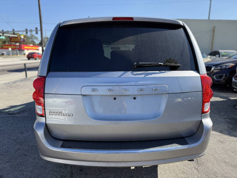 2015 Dodge Grand Caravan SE