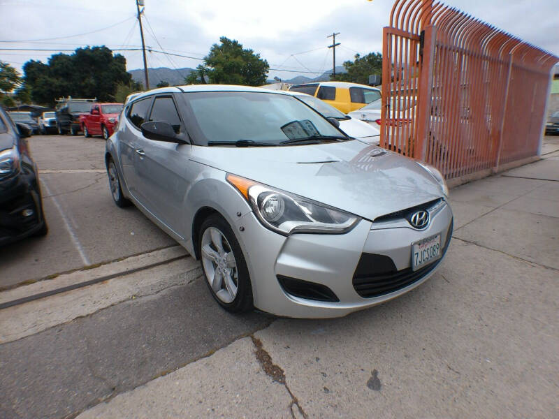 2015 Hyundai Veloster for sale at ARAX AUTO SALES in Tujunga CA