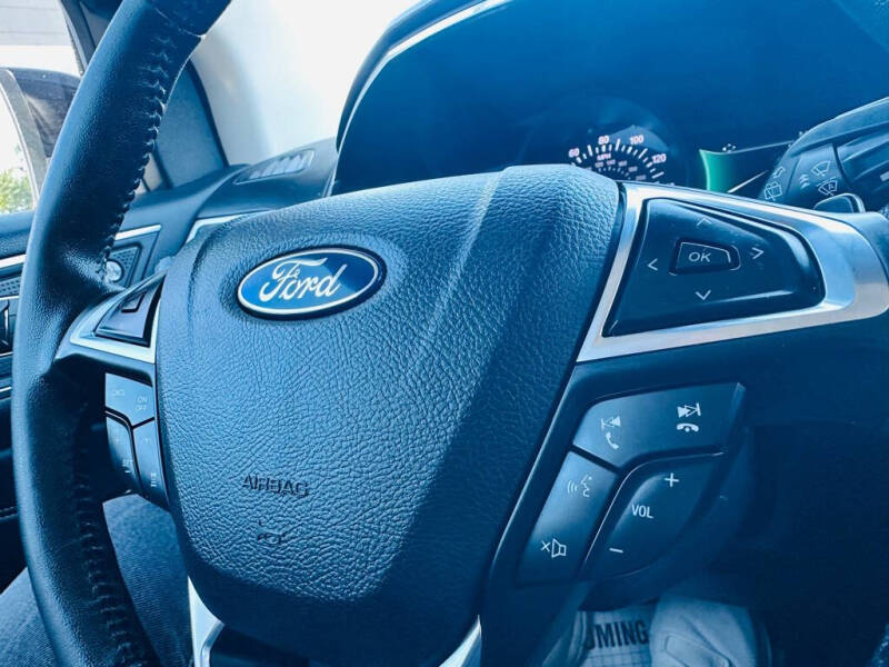 2019 Ford Edge Titanium