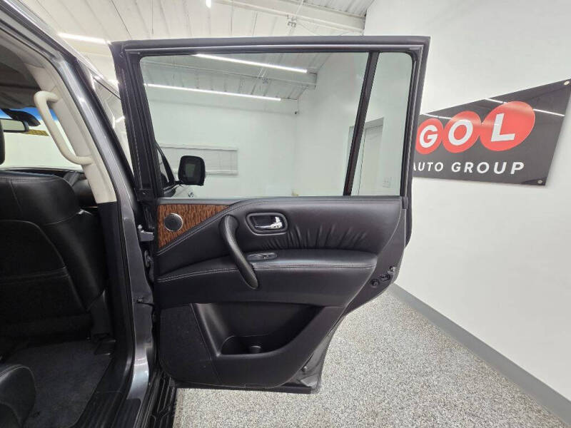 2017 Nissan Armada SV