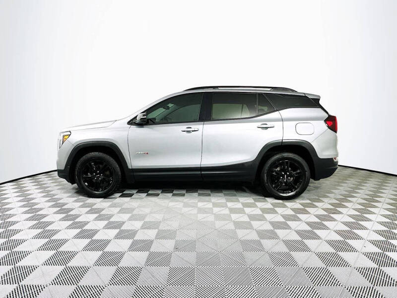 2023 GMC Terrain AT4