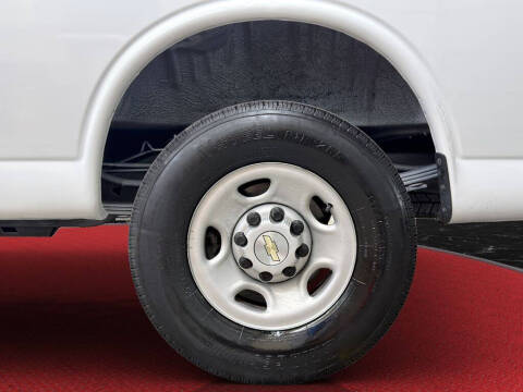 2022 Chevrolet Express 2500