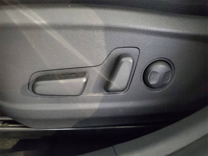 2020 Hyundai Kona SEL Plus