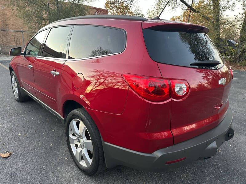 2012 Chevrolet Traverse 1LT photo 10