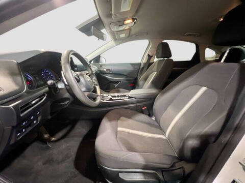 2022 Hyundai Sonata Hybrid Blue